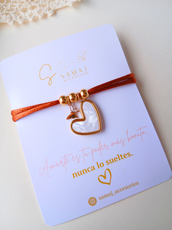 Pulsera ajustable corazón blanco doble hilo satinado