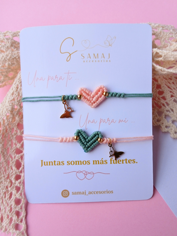 Pulseras hilo corazón en macramé set de 2