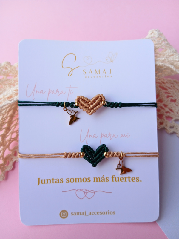 Pulseras hilo corazón en macramé set de 2